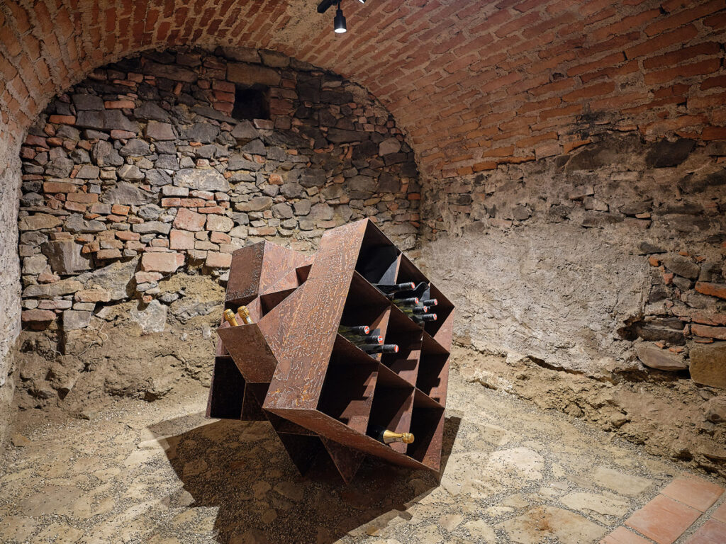 Metallbau-Krebs-Weinregal-Corten-Stahl Stahl